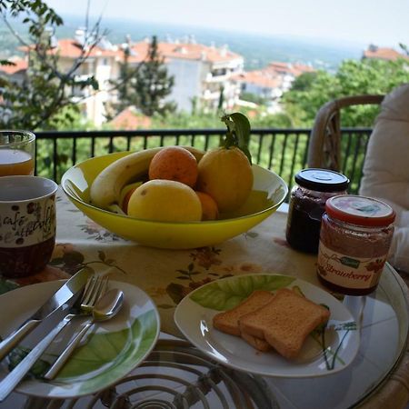Small Apartment, Great View! Верия Экстерьер фото